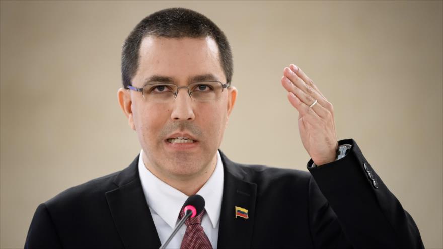 El ministro venezolano de Asuntos Exteriores, Jorge Arreaza, da un discurso en Ginebra, 25 de febrero de 2020. (Foto: AFP)