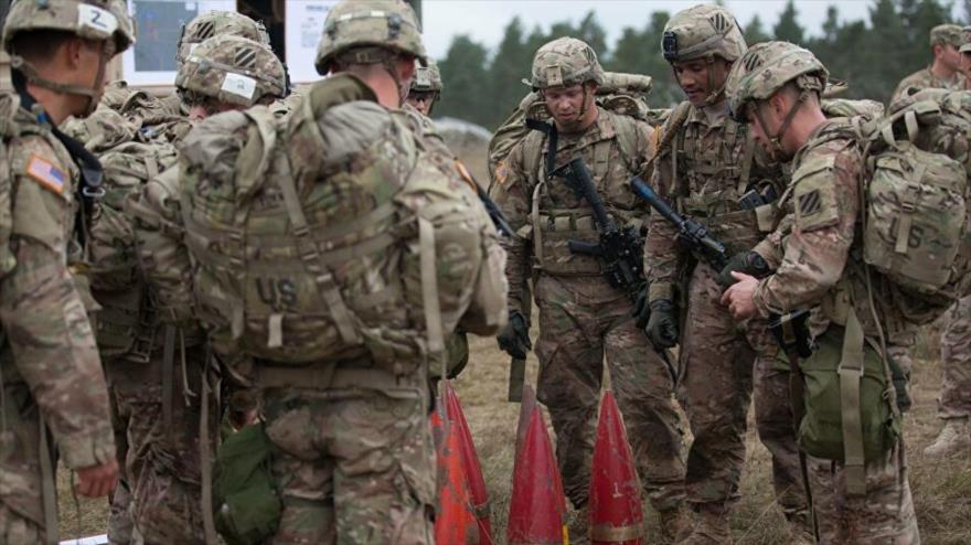 Fuerzas militares estadounidenses en la base alemana de Bremerhaven.