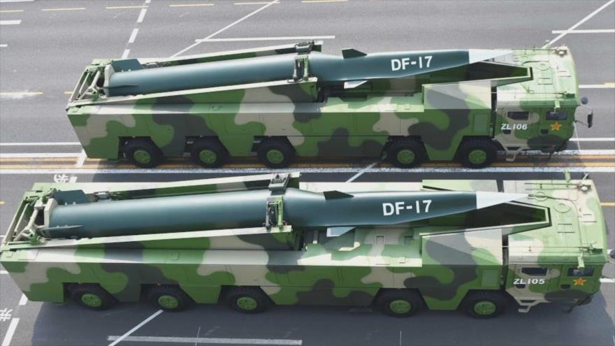 Misiles hipersónicos chinos DF-17 presentados en el desfile militar del 1 de octubre de 2019.