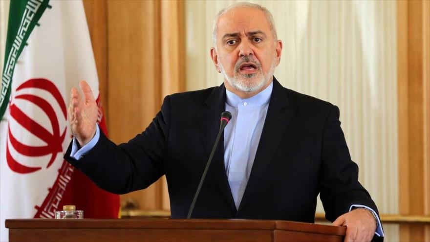 El canciller iraní, Mohamad Yavad Zarif, en una rueda de prensa en Teherán.