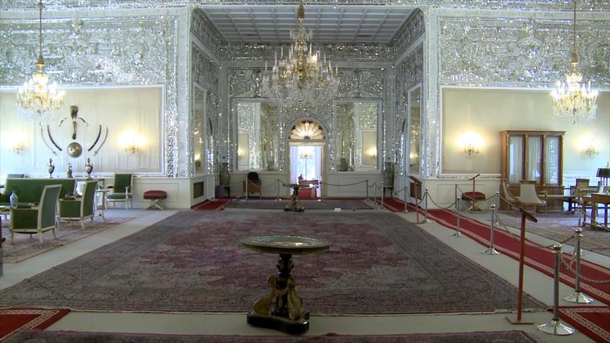 Irán: 1- Palacio de Sahebgharaniyeh 2- Ratón transgénico 3- La presentación de la ciudad de Isfahán 4- Piedras Preciosas