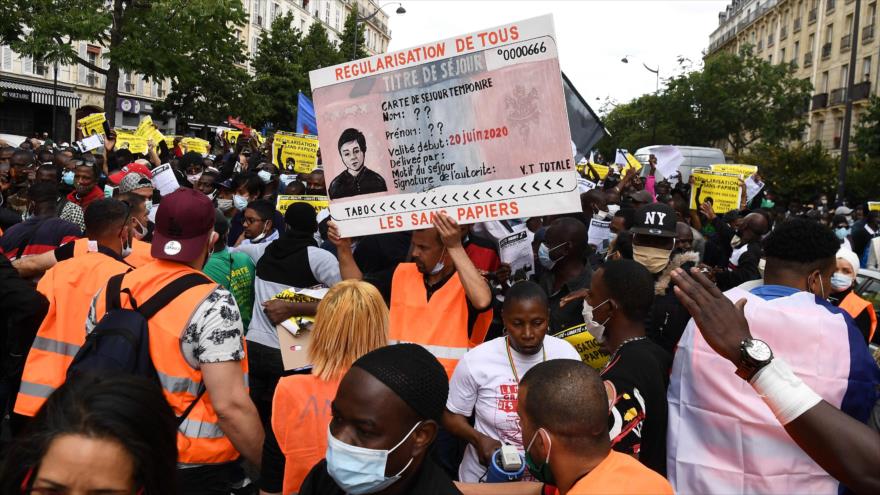 Vídeo: Cientos de franceses toman las calles en rechazo al racismo
