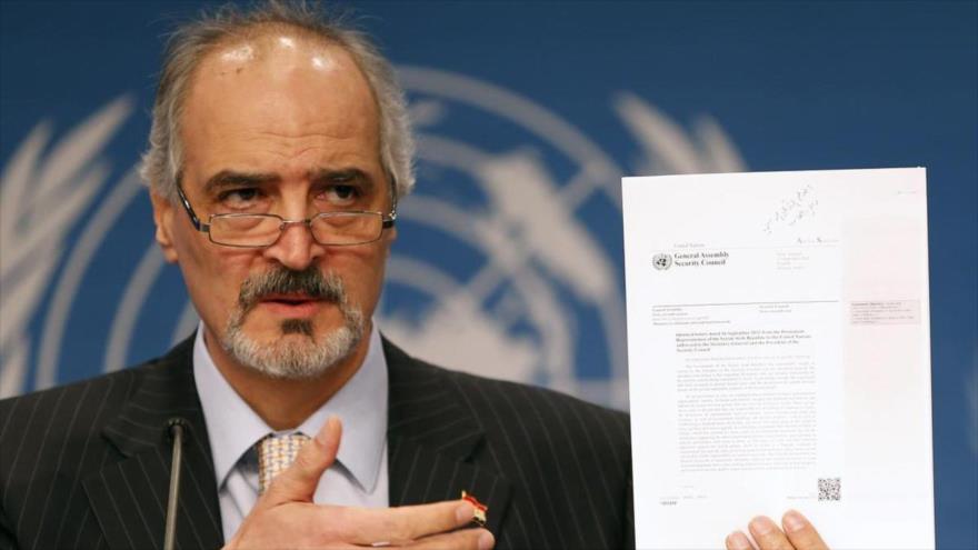 El representante permanente sirio ante las Naciones Unidas, Bashar al-Yafari, en una conferencia de prensa en Ginebra. (Foto: Reuters)