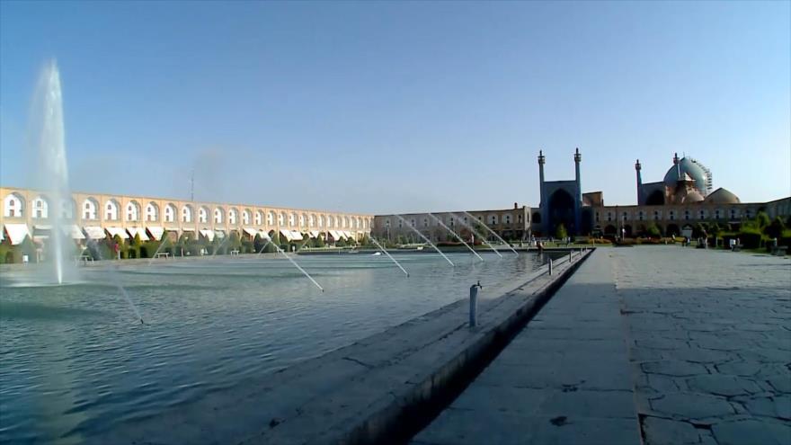 Irán: 1) Darband; 2) La convivencia religiosa en Isfahán; 3) Museos de Urmía; 4) Paracaidismo