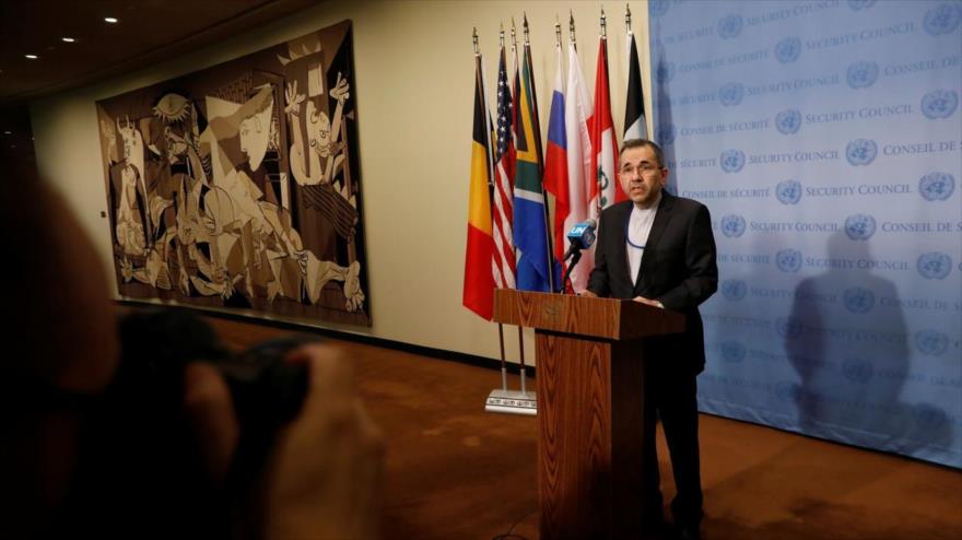 El representante permanente de Irán ante la ONU, Mayid Tajt Ravanchi, en una rueda de prensa en la sede de la organización, Nueva York, 24 de junio de 2019. (Foto: Reuters)