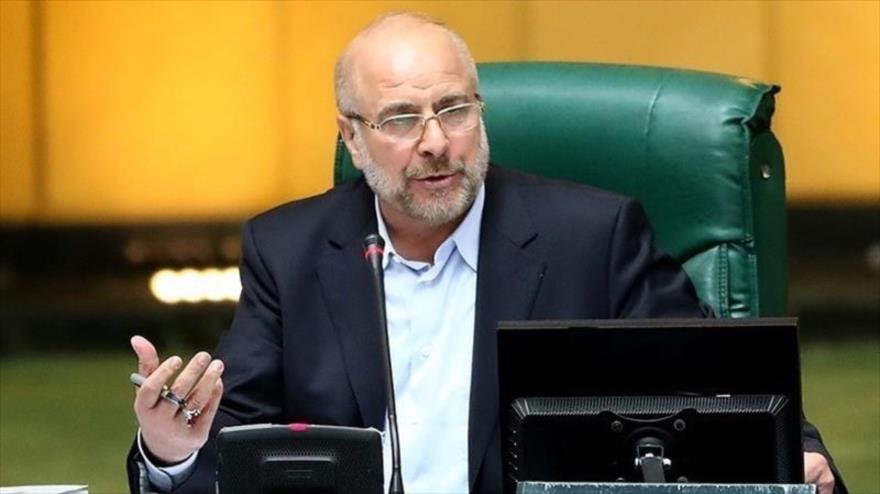 El presidente del Parlamento iraní, Mohamad Baqer Qalibaf, durante una sesión del organismo en Teherán, la capital. (Foto: Tasnim)