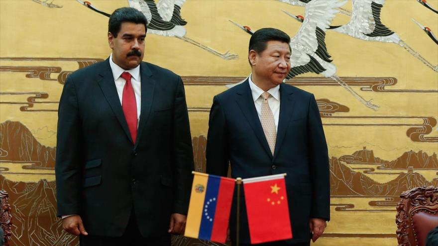 El presidente de Venezuela, Nicolás Maduro, y su homólogo chino, Xi Jinping.