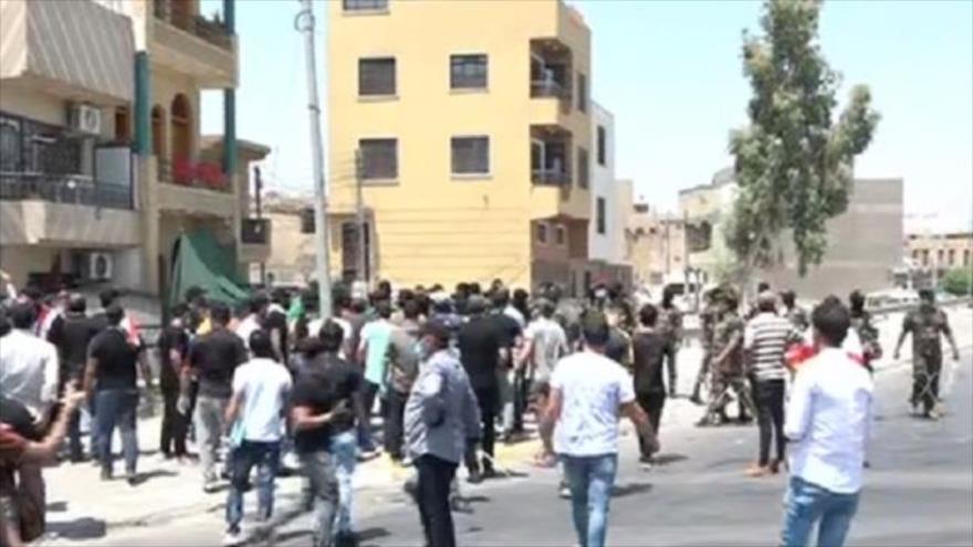 Iraquíes protestan contra insulto de Riad al ayatolá Sistani | HISPANTV