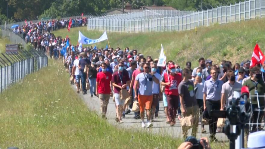 Protestan en Alemania y Francia por despidos en Airbus