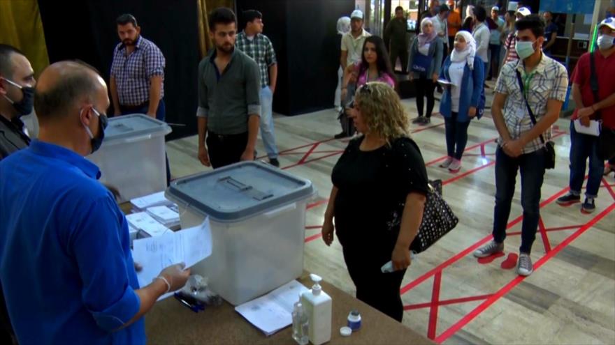Siria celebra las elecciones parlamentarias