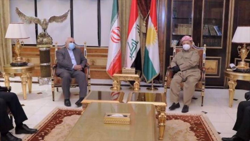 El canciller iraní, Mohamad Yavad Zarif (izda.), y el líder kurdo Masud Barzani, en Erbil, capital del kurdistán iraquí, 19 de julio de 2020. (Foto: IRNA)