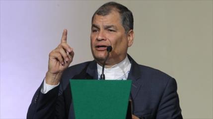 Justicia condena a Correa a cárcel; expresidente lo ve “ridículo”