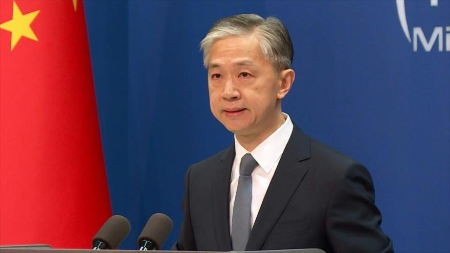 El portavoz de la Cancillería china, Wang Wenbin, durante una rueda de prensa en Pekín, la capital.