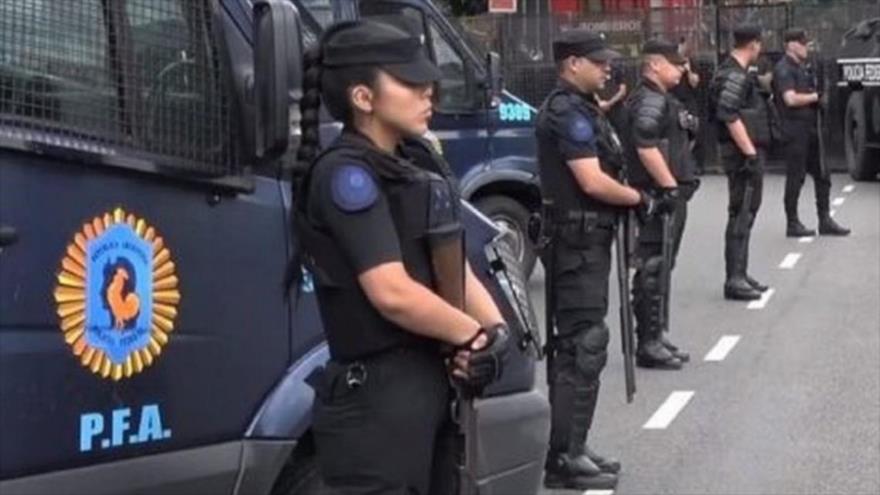 Video: ladrones matan a tiros a un policía en Argentina
