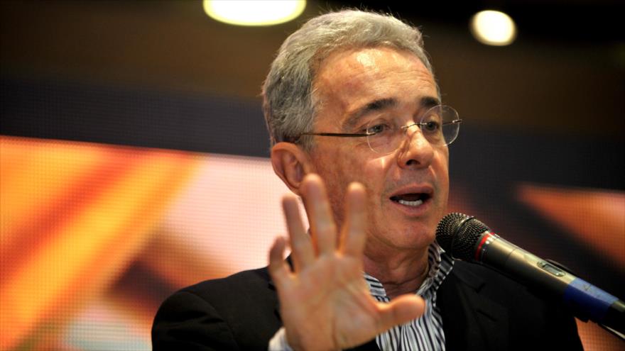 Corte Suprema de Colombia ordena detención del expresidente Uribe