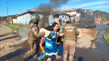 Vídeo: Cruda represión de carabineros contra mapuches en Tirúa
