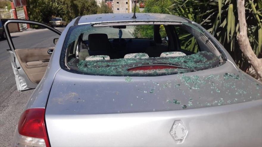 Una bomba explota en el automóvil de Bilal Qali, un miembro de HAMAS, en Sidón, El Líbano, 7 de agosto de 2020.