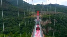 El Toque: 1- Burbuja para protección de COVID-19 2- Puente de cristal más largo en China 3- Una “silla flotante” que desafía la gravedad