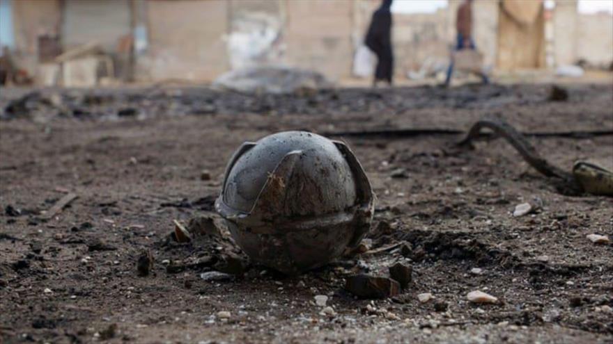 Restos de una bomba de racimo lanzada por los saudíes en Yemen.