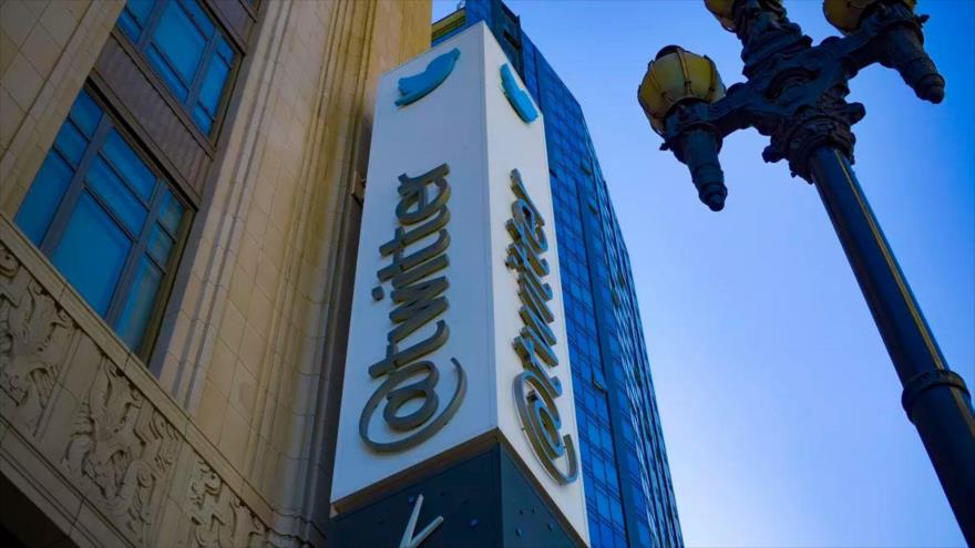 Hipocresía de Twitter al etiquetar medios como afiliados al Estado