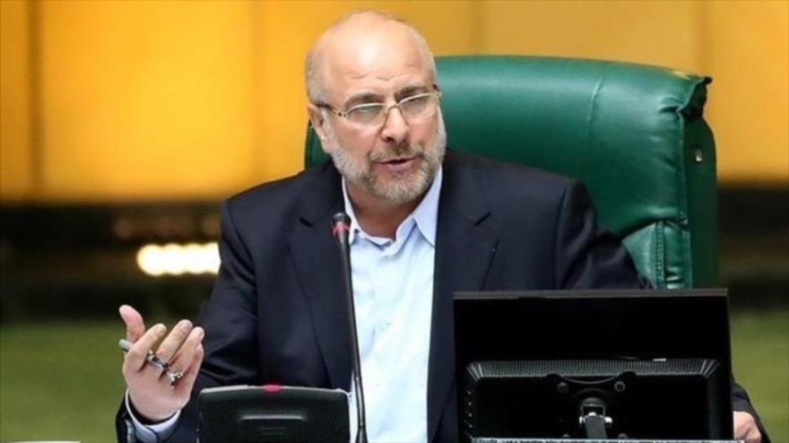 El presidente del Parlamento iraní, Mohamad Baqer Qalibaf, durante una sesión del organismo en Teherán, la capital. (Foto: Tasnim)