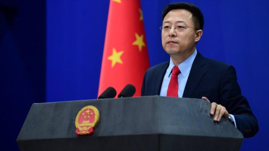 El portavoz del Ministerio chino de Exteriores, Zhao Lijian, en una rueda de prensa.