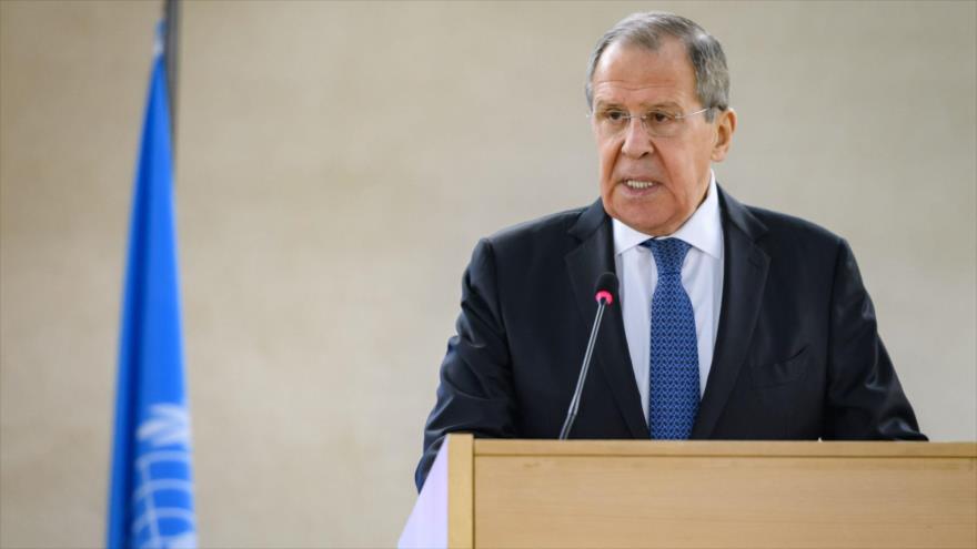 El canciller de Rusia, Serguéi Lavrov, ofrece un discurso en una sesión de la ONU en Ginebra, 25 de febrero de 2020. (Foto: AFP)