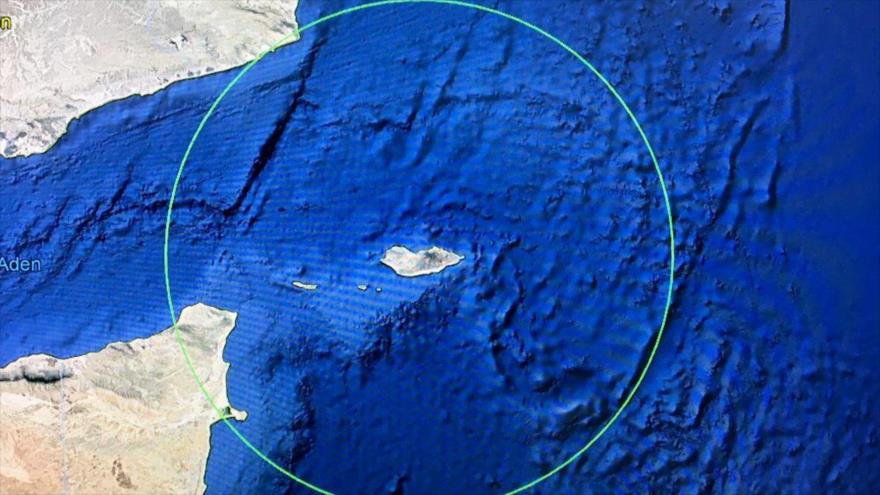 Esta imagen de Google Earth muestra la ubicación de la isla yemení de Socotra en el océano Índico.