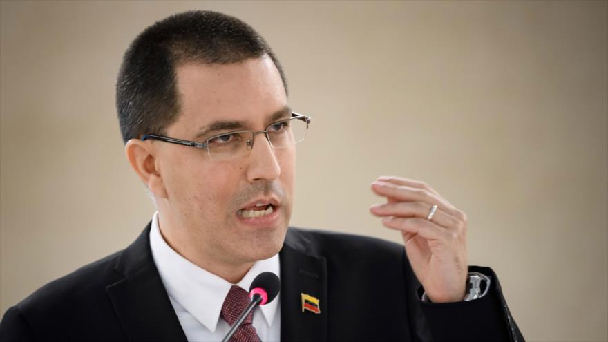 Venezuela tacha de ‘desfachatez’ acusación de Duque sobre desertores | HISPANTV