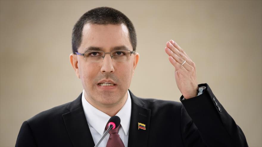 El canciller de Venezuela, Jorge Arreaza, habla en la sesión anual del Consejo de Derechos Humanos de la ONU en Ginebra, Suiza, 25 de febrero de 2020.