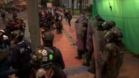 Manifestantes colombianos reclaman la restructuración de Policía