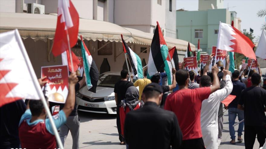 Bareiníes rechazan nexos con Israel en “viernes de ira de Al-Quds” | HISPANTV