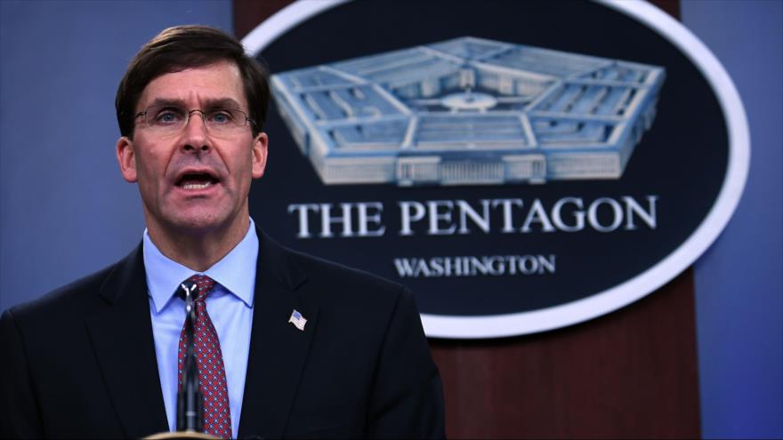 El secretario de Defensa de EE.UU., Mark Esper, durante una rueda de prensa del Pentágono en Washington, la capital, 14 de enero de 2020, (Foto: AFP)