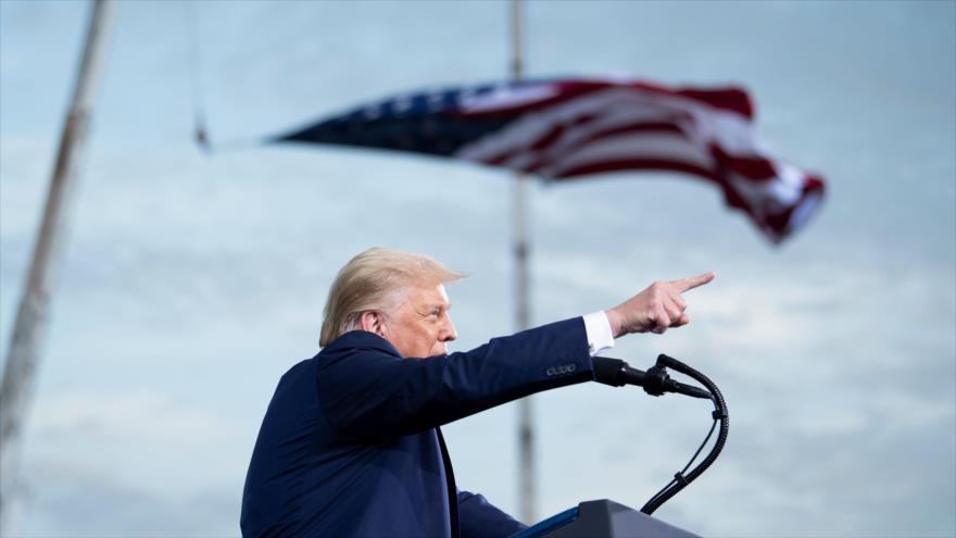 El presidente de EE.UU., Donald Trump, ofrece un discurso en su mitin electoral en Florida, 24 de septiembre de 2020. (Foto: AFP)