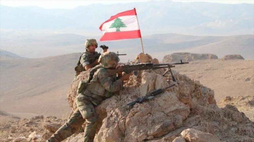 Francotiradores libaneses desplegados en la frontera con Siria.