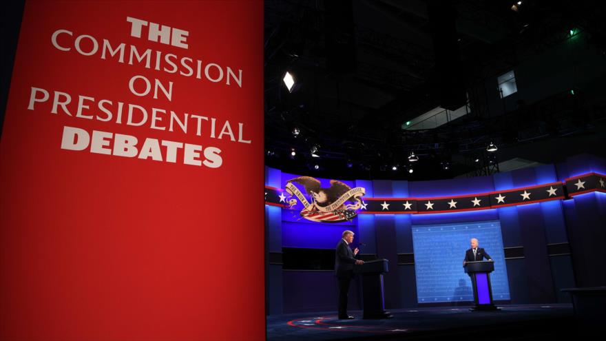 Candidatos a la Presidencia de EE.UU., Donald Trump y Joe Biden, durante su primer debate electoral, 29 de septiembre de 2020. (Foto: AFP)