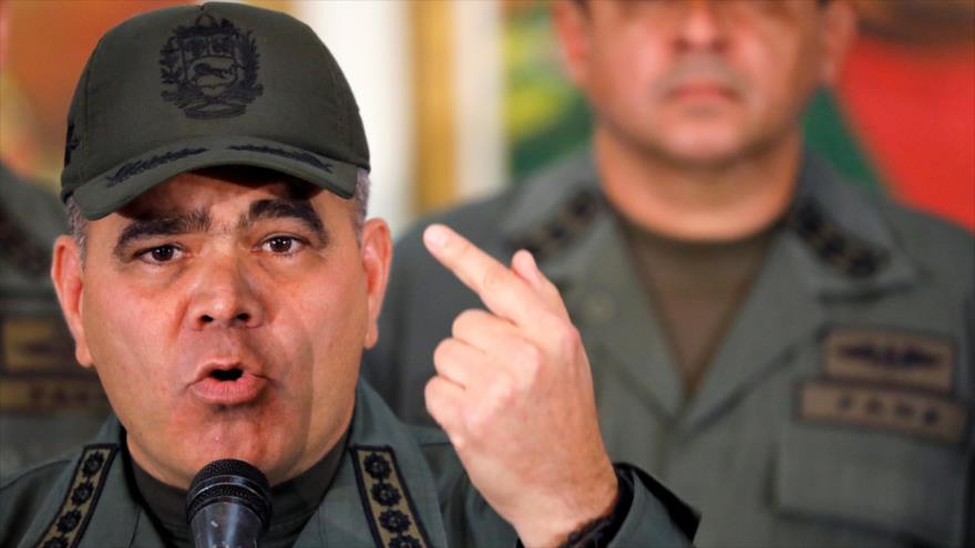 El ministro venezolano de Defensa Vladimir Padrino López en una rueda de prensa en Caracas (la capital), 19 de febrero de 2018. (Foto: Reuters)