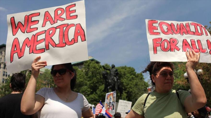 Latinos en EEUU aseveran que las elecciones no los van a salvar