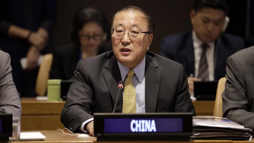 El representante permanente de China ante la ONU, Zhang Jun, habla durante una reunión del ente en Nueva York, 12 de septiembre de 2019. (Foto: Xinhua)