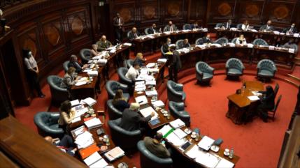 Uruguay busca una reforma estatal en el presupuesto quinquenal