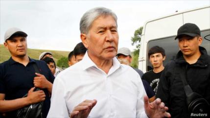 El expresidente de Kirguistán sale ileso de un atentado en su contra