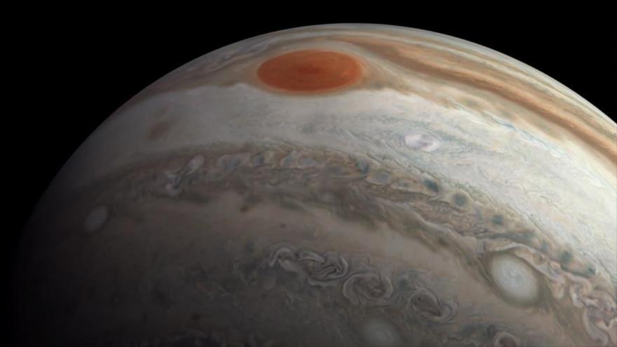 Espectacular vídeo: NASA muestra cómo sería sobrevolar Júpiter