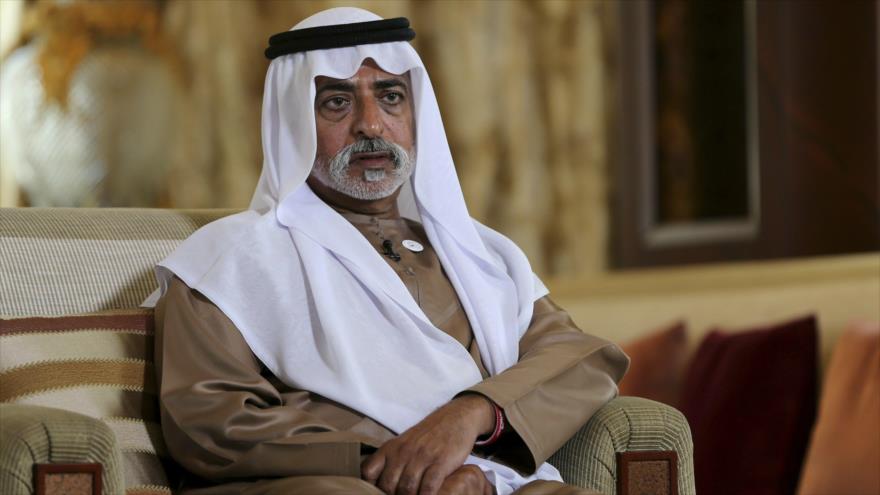 El jeque Nahyan bin Mubarak Al Nahyan, ministro de Tolerancia de los EAU, ofrece una entrevista a la agencia Associated Press en Abu Dabi, el 24 de enero de 2019.