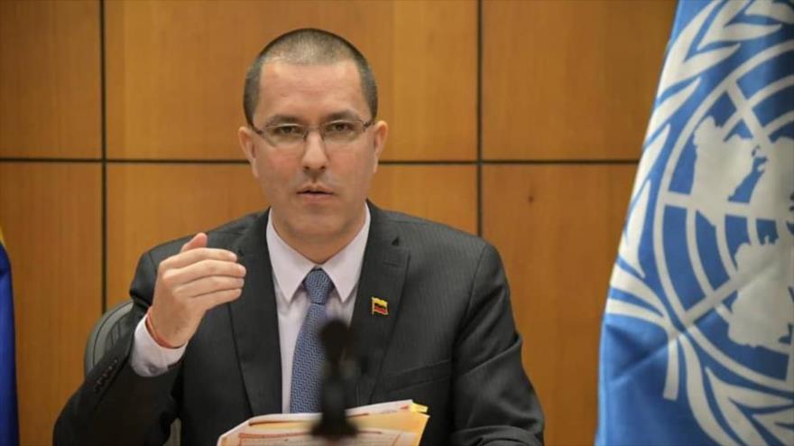 El canciller de Venezuela, Jorge Arreaza, habla durante la Conferencia Regional de la FAO para América Latina y el Caribe, 19 de octubre de 2020.