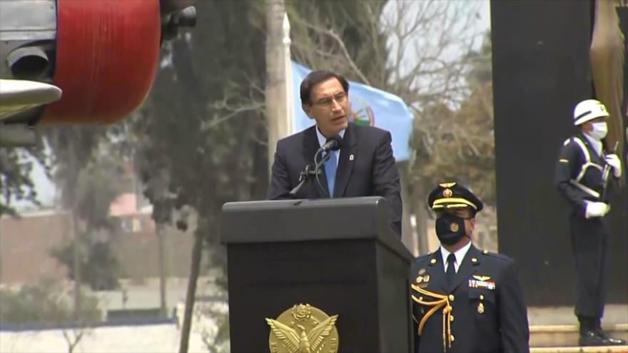 Peruanos respaldan a Vizcarra pese a indicios de corrupción | HISPANTV