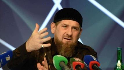 Líder checheno llama a Macron “el inspirador del terrorismo”