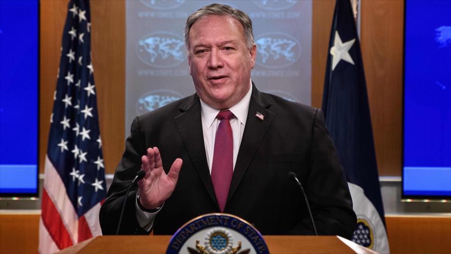 El secretario de Estado de EE.UU., Mike Pompeo, habla durante una rueda de prensa en Washington, 21 de octubre de 2020. (Foto: AFP)