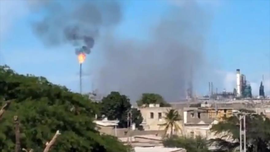Venezuela: Refinería de Amuay fue atacada con un misil a distancia