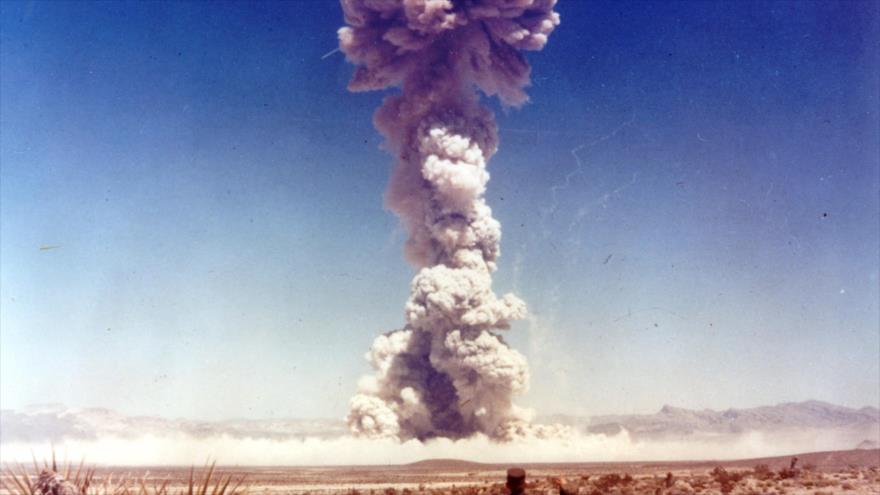 Un prueba de las armas nucleares llevadas a cabo por los Estados Unidos a finales de 1951 en el Sitio de Pruebas de Nevada.