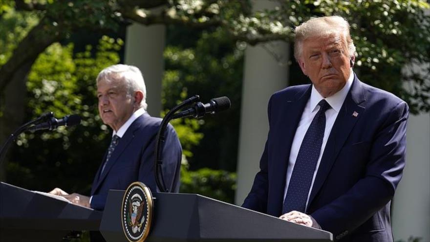 El presidente de EE.UU., Donald Trump, y su homólogo mexicano, Andrés Manuel López Obrador, en la Casa Blanca, 8 de julio de 2020. (Foto: AP)